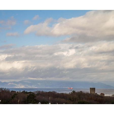 Appartement Castle Panoramic View Penthouse Near The Old Town à Rhodes City Extérieur photo